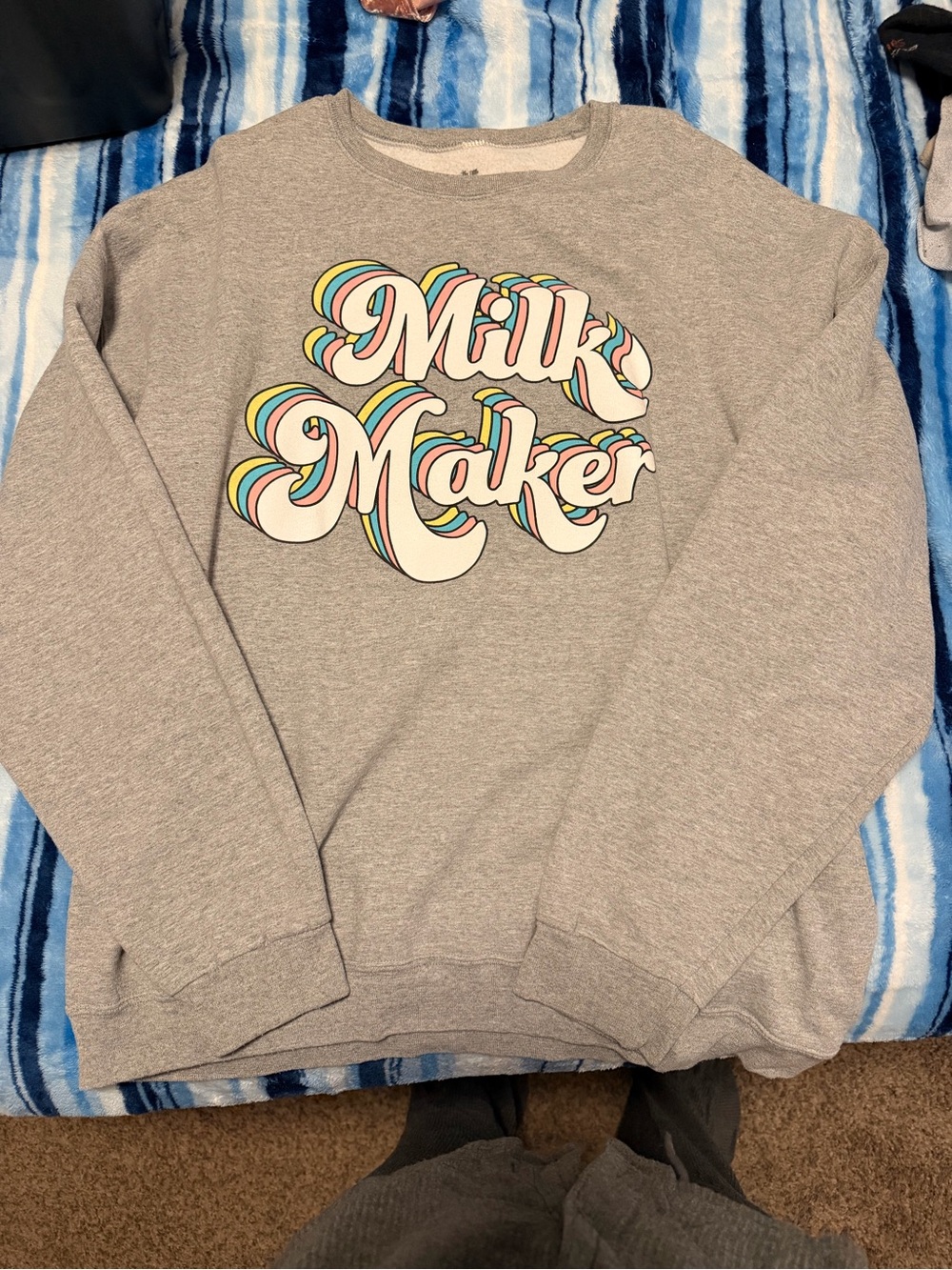 XXL—Gray 'Milk Maker' Graphic Crewneck Sweatshirt